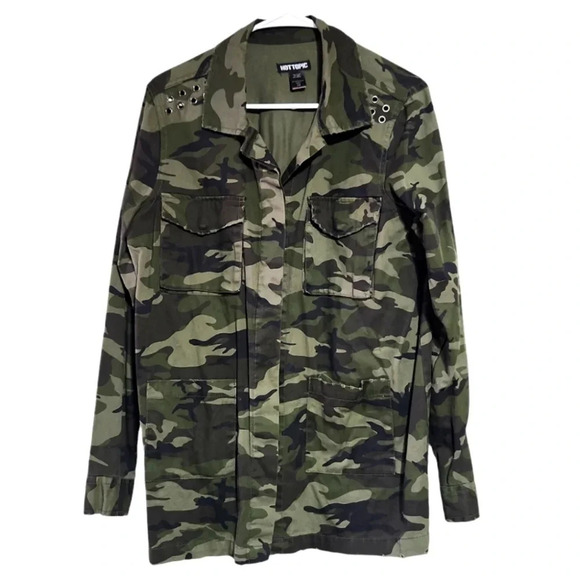 Hot Topic Jacket Sz L Green Camouflage Button Pockets Cotton Distressed - Picture 2 of 8